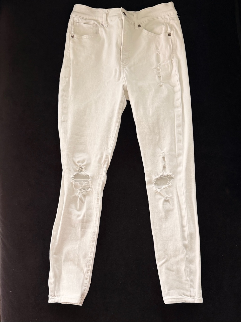 Express White Distressed Women's Skinny Jeans